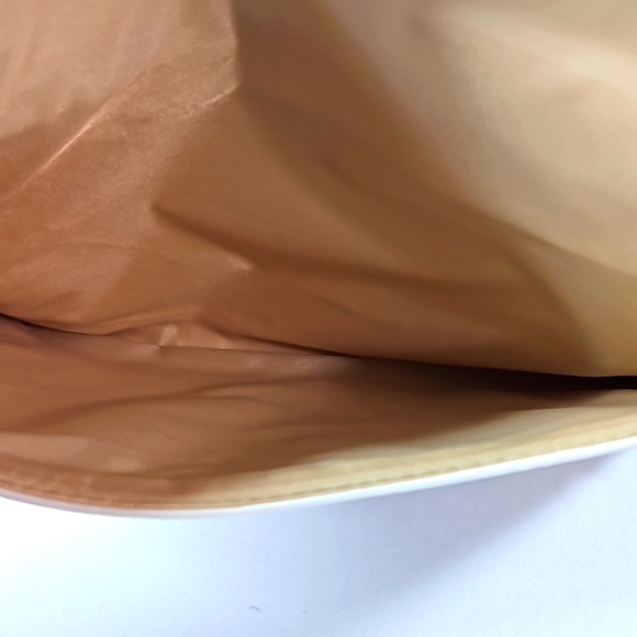 Jafra Gold&White Clutch NWOT - Picture 4 of 5